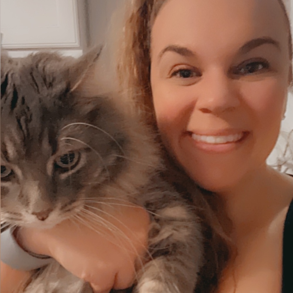 Meet your Posher, Amber